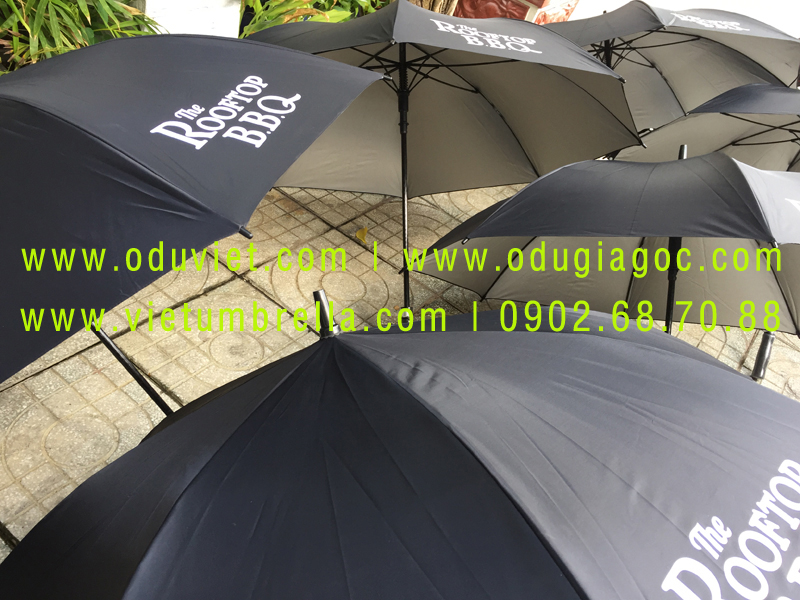 xưởng sản xuất ô dù cầm tay in logo quảng cáo